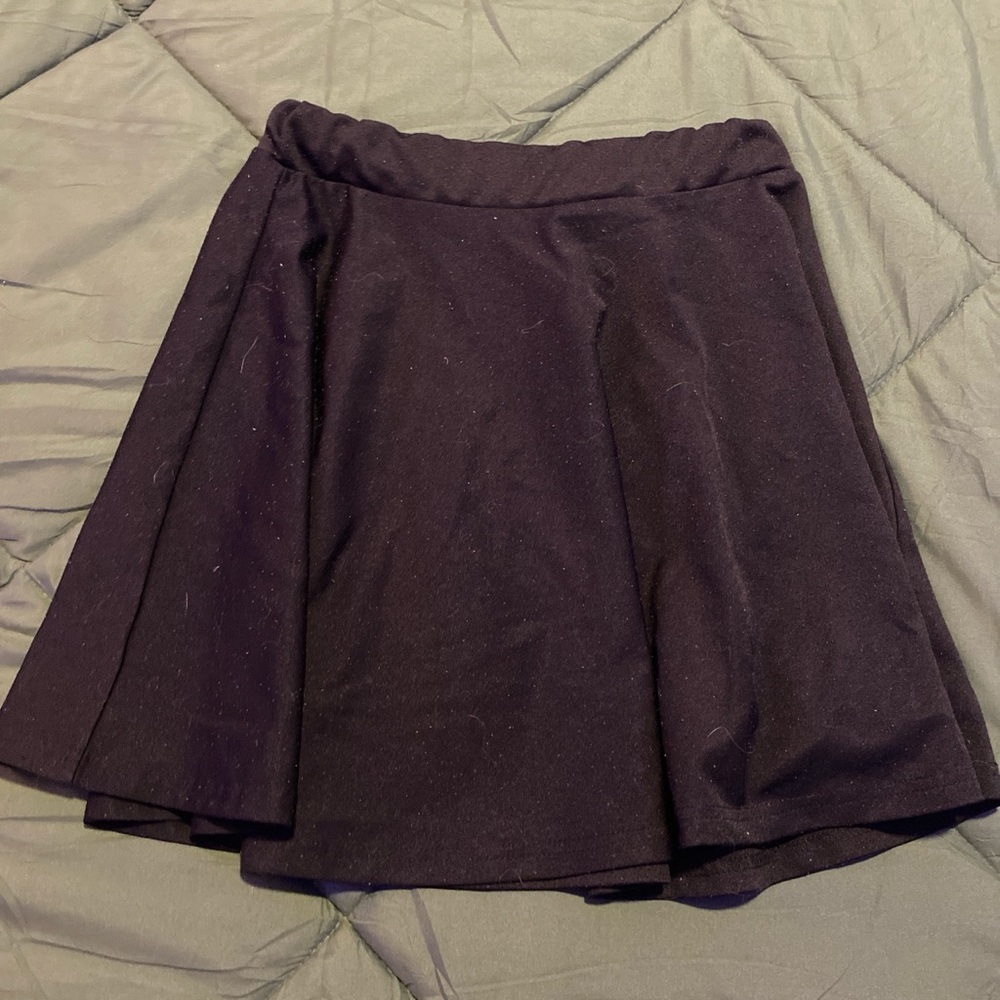 Black flowy mini skirt